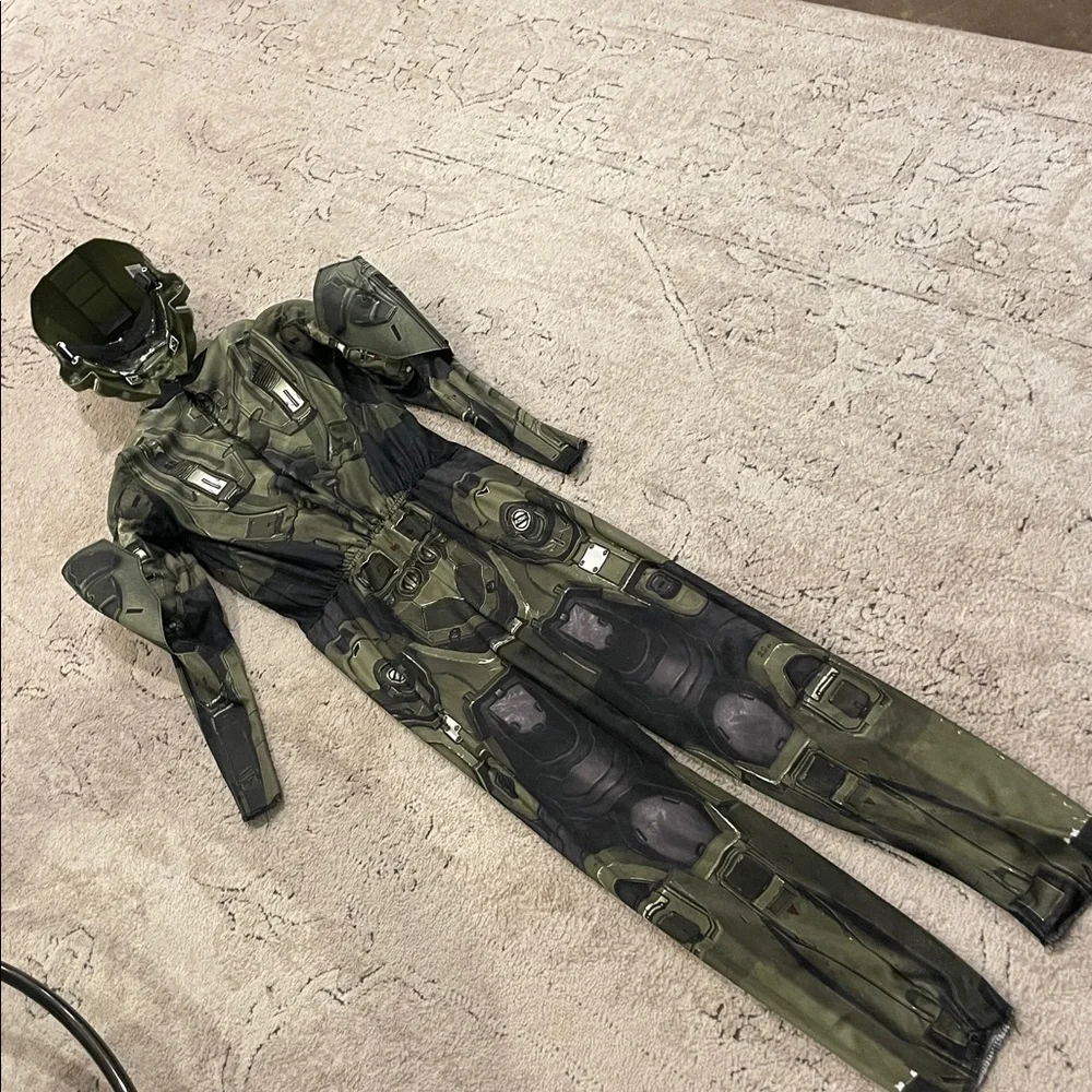 HALO Green and Black Sci-Fi Costume Suit